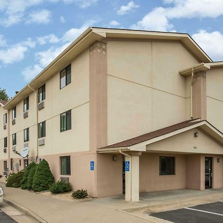 Hotel Super 8 By Wyndham Dumfries/Quantico Exterior foto